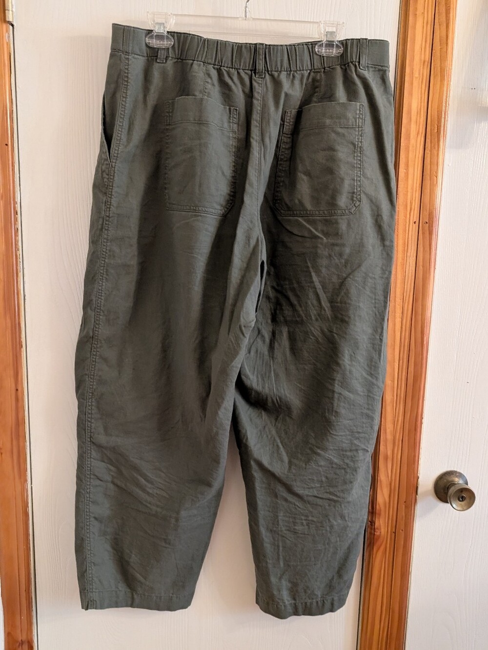 Uniqlo Linen Cotten Ankle Pants - Picture 2 of 3